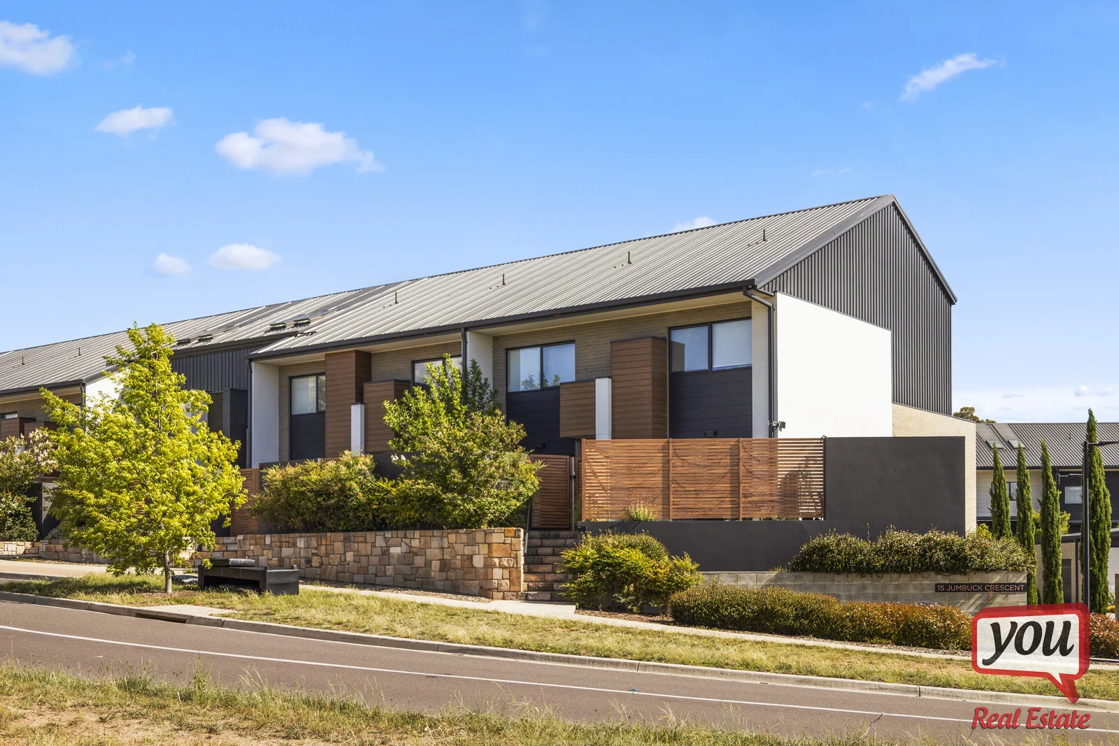 2/15 Jumbuck Crescent (1/1)