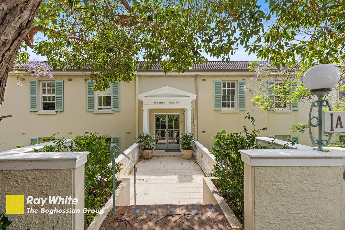 2/1A Wyuna Road (1/18)
