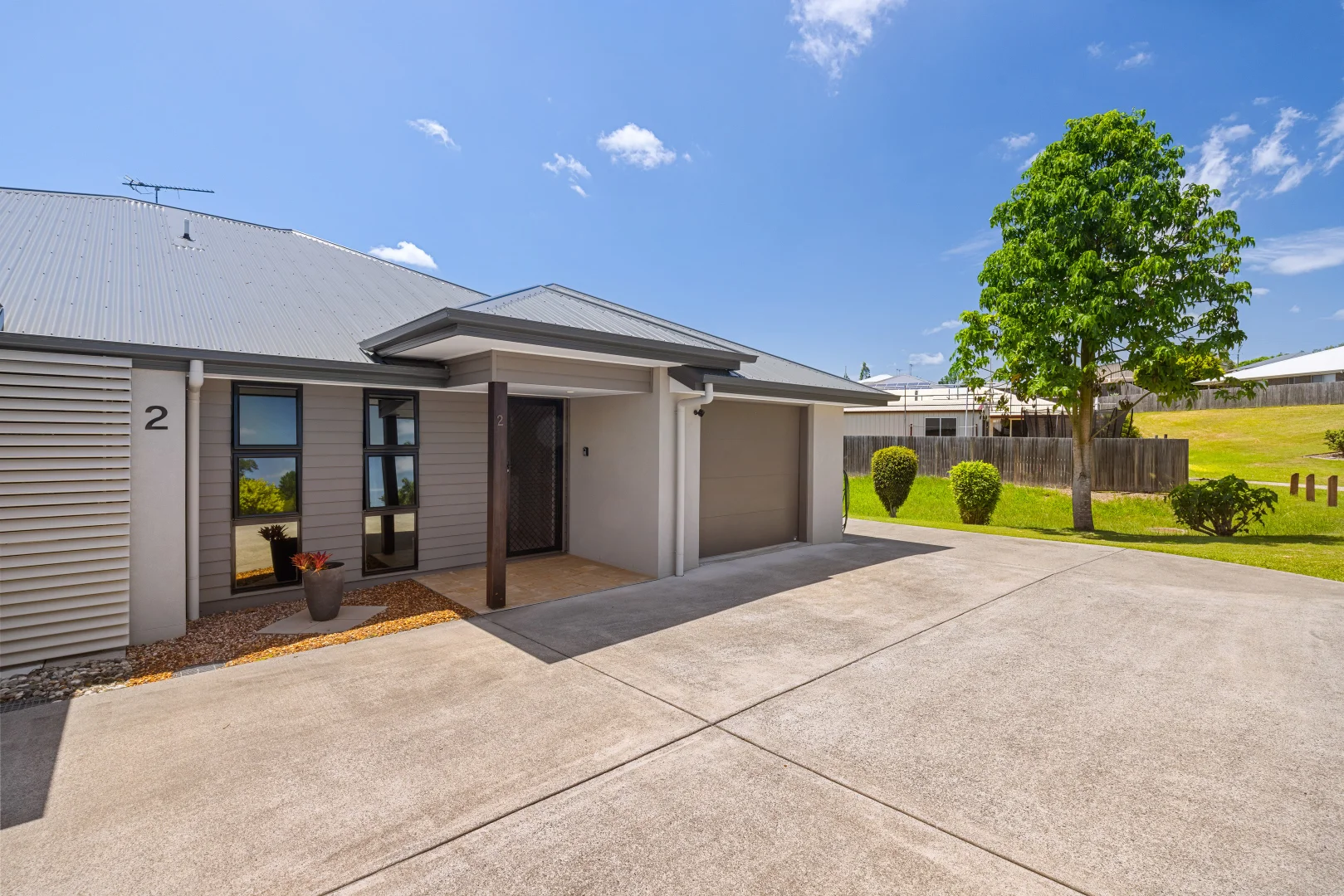 2/2 Glynn Place (1/27)