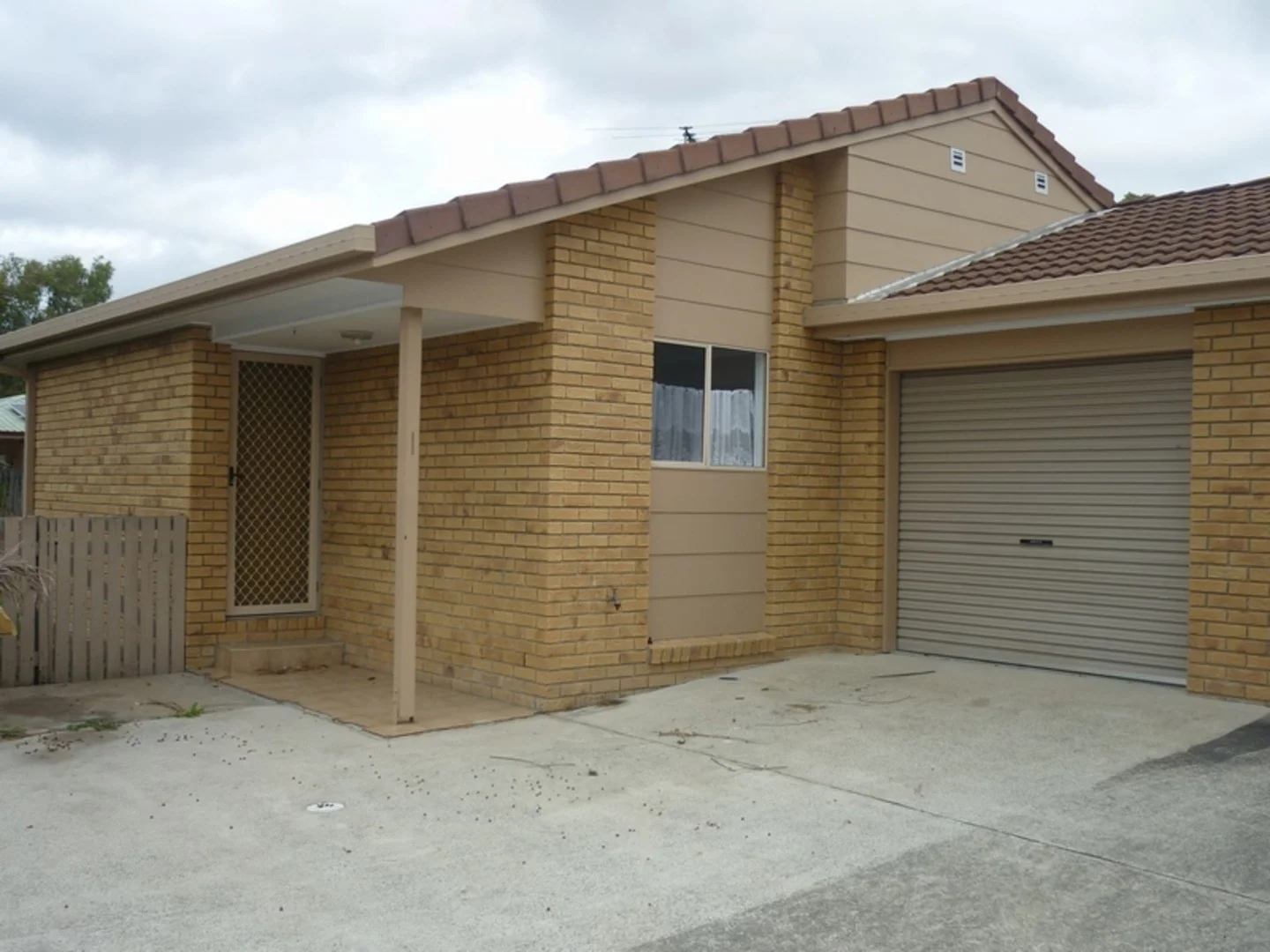 2/23 Mirrabook Street (1/1)