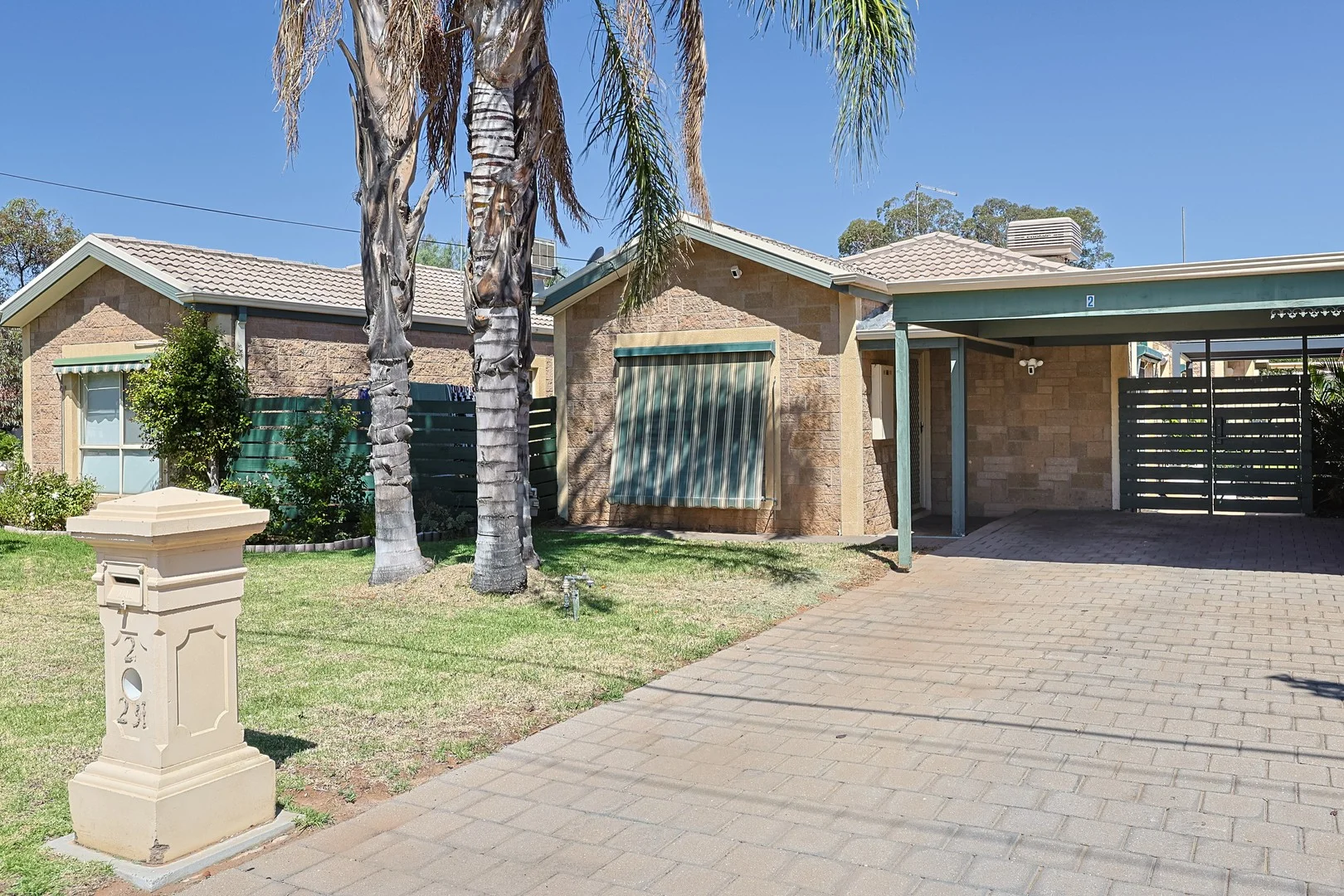 2/231 Twelfth Street (1/21)
