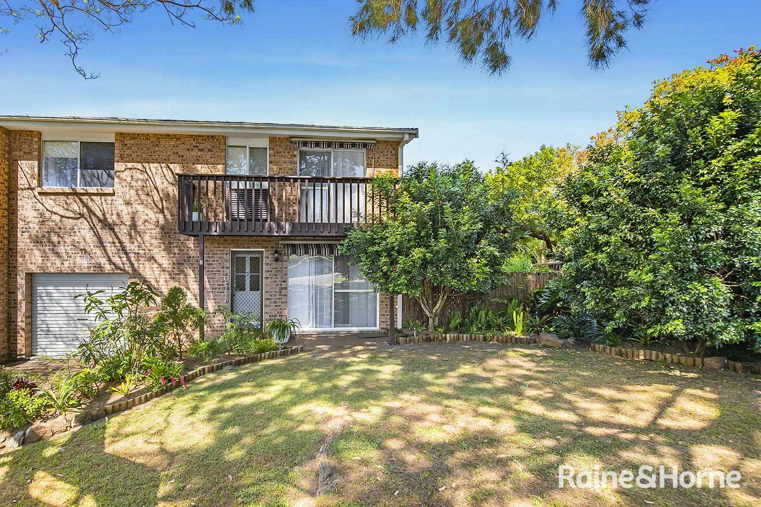 2/25 Frederick Street