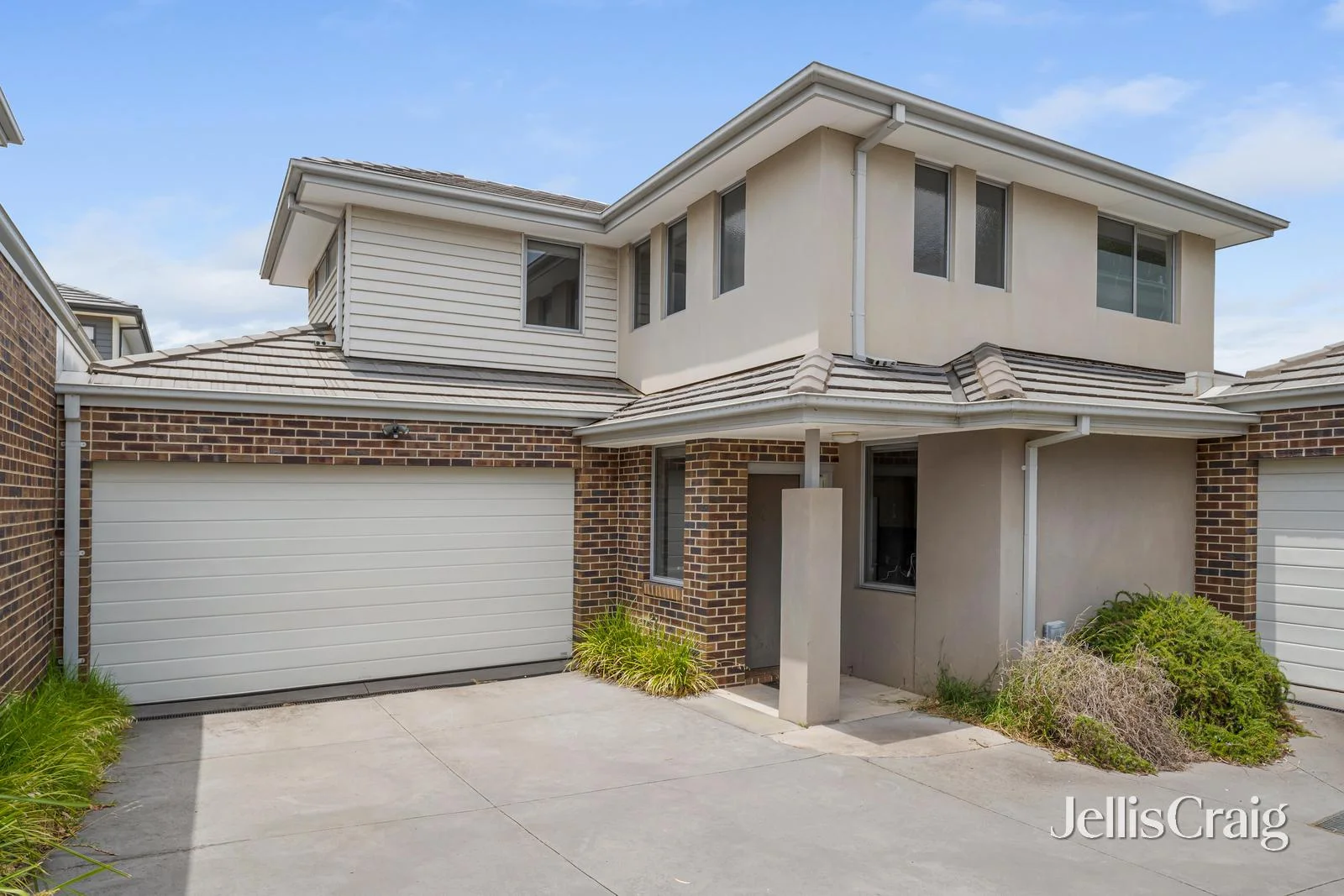 2/250 Waverley Road (1/11)