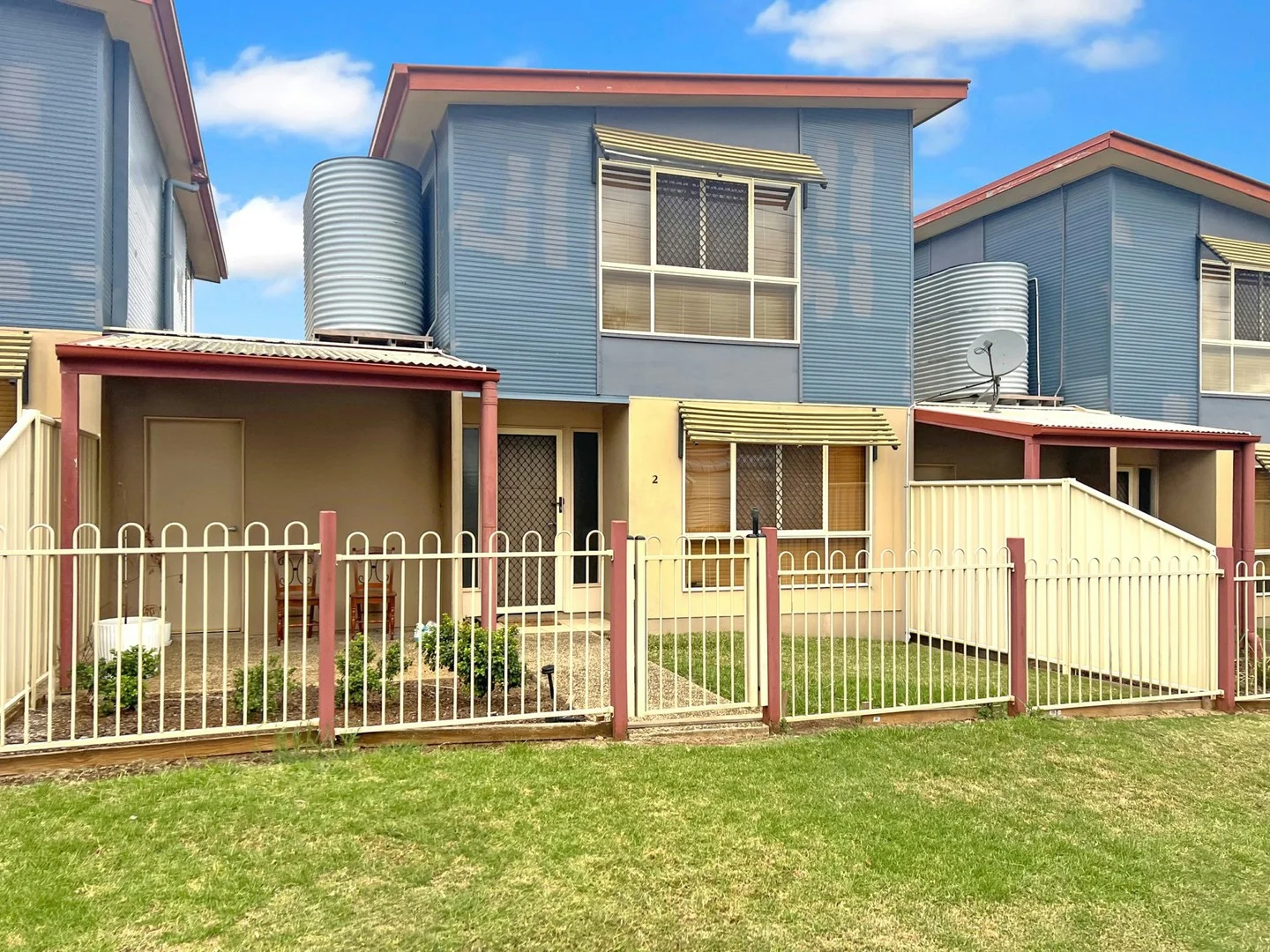 2/26 Edward Street (1/11)