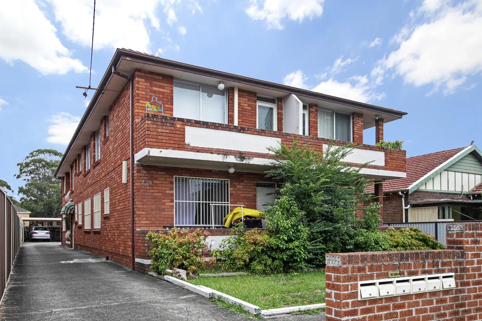2/275 Lakemba Street (1/6)