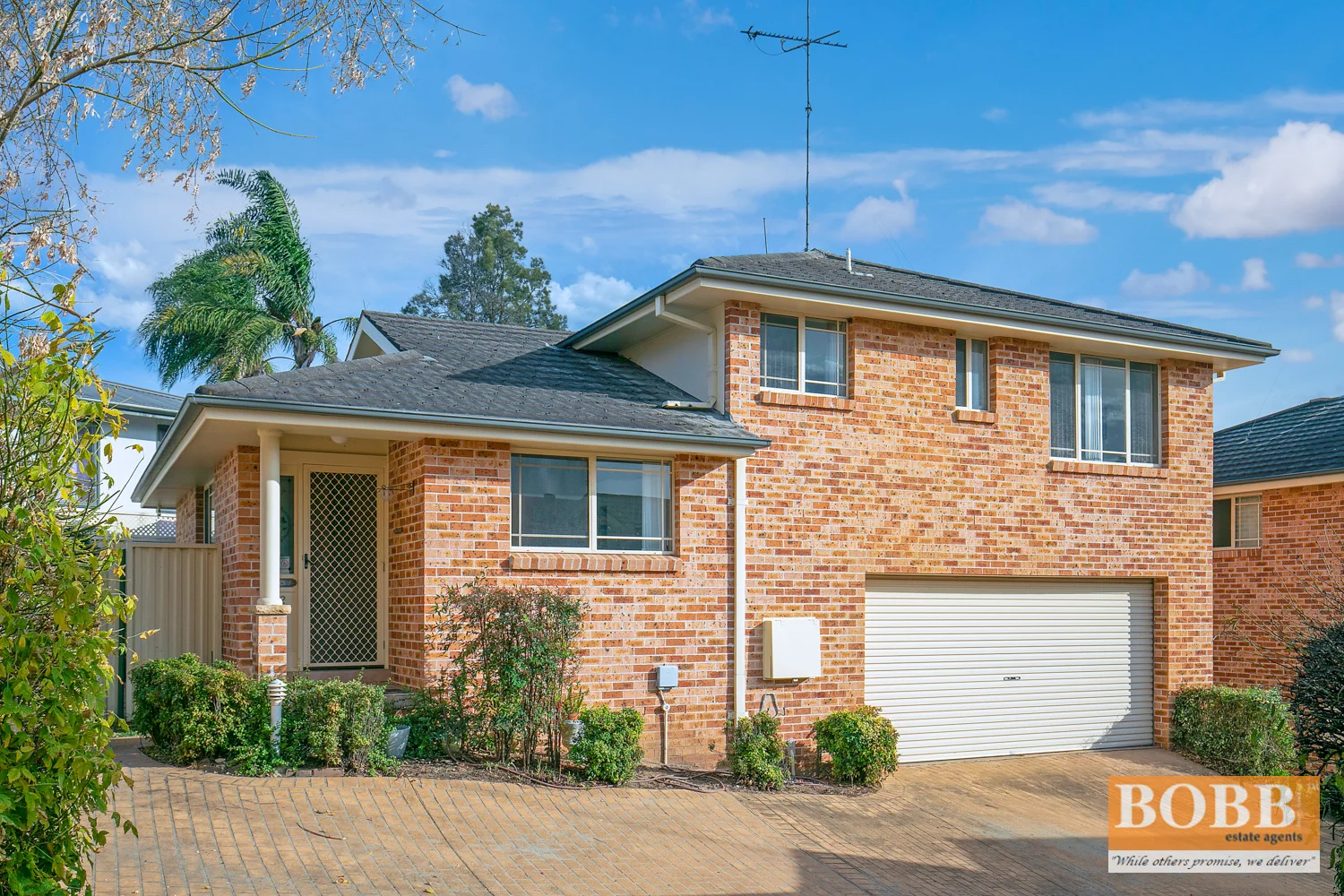 2/3 Evans cres (1/11)