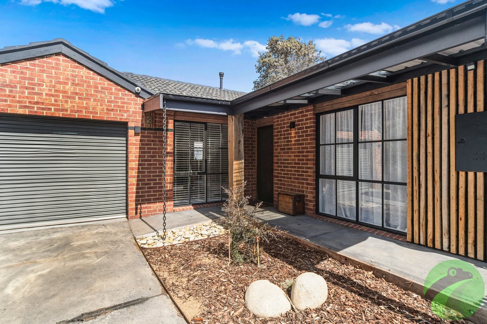 2/30 Denbigh Road (1/18)
