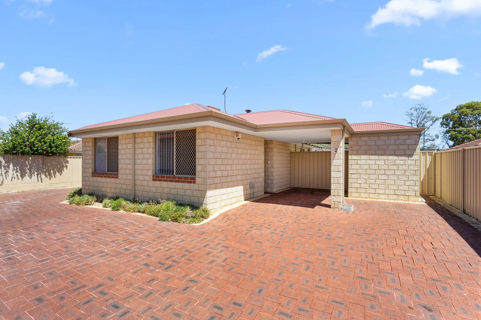 2/308 Streich Avenue (1/12)