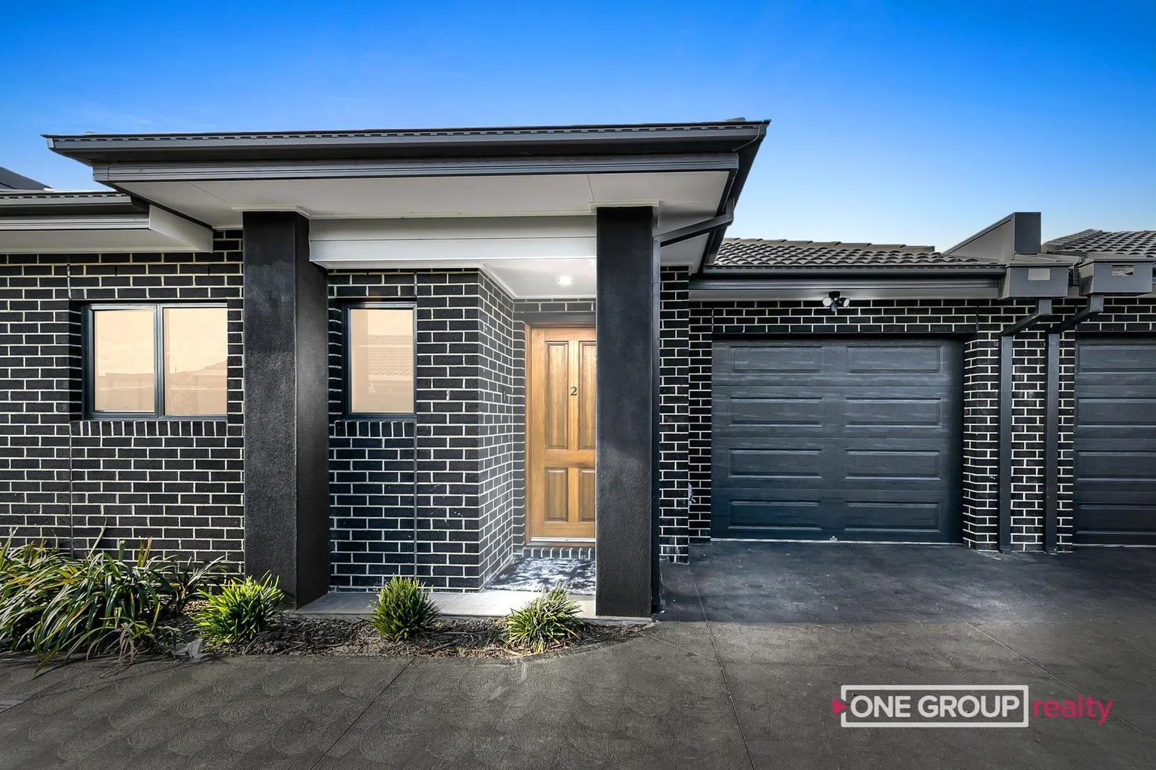 2/31 Raglan Street (1/14)