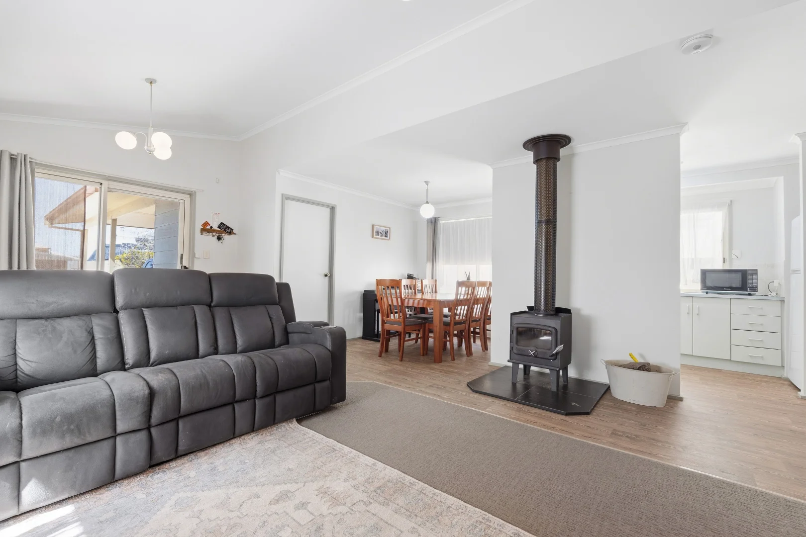 2/4 Church Street - Image 5