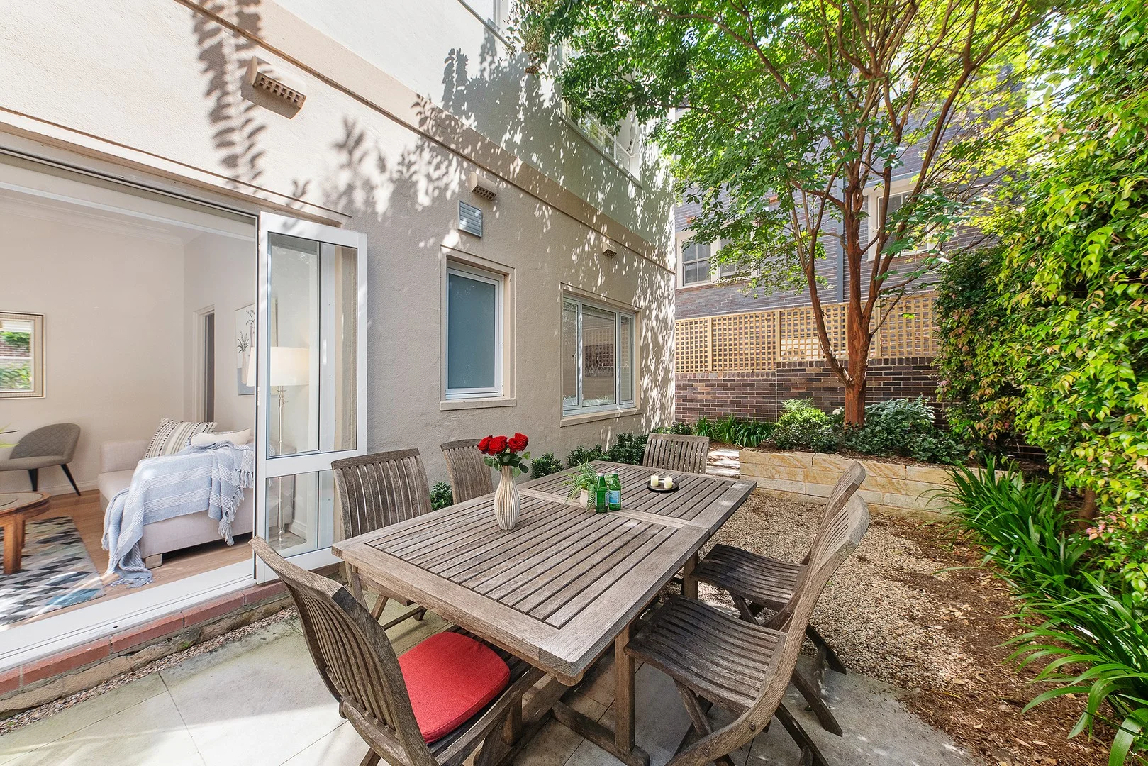 2/4 Holbrook Avenue (1/10)