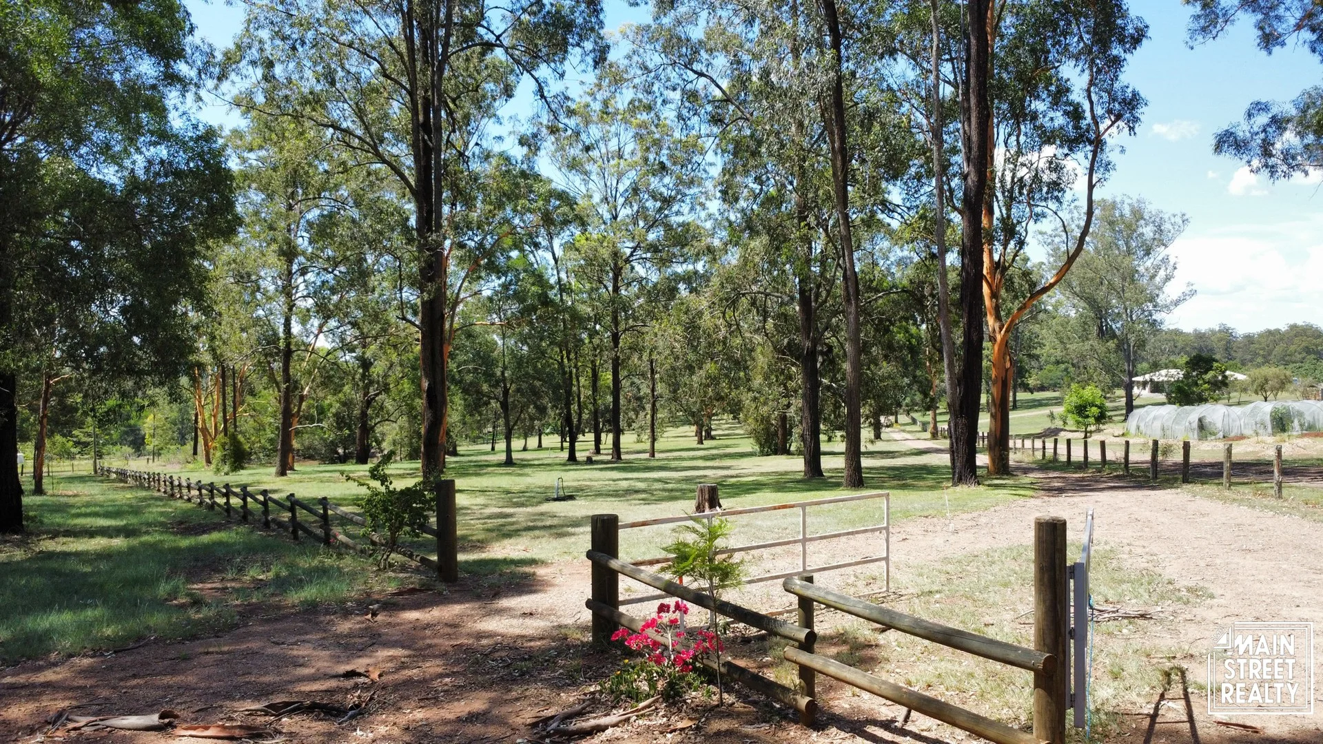 2 407 Haynes Kite Millar Road (1/12)
