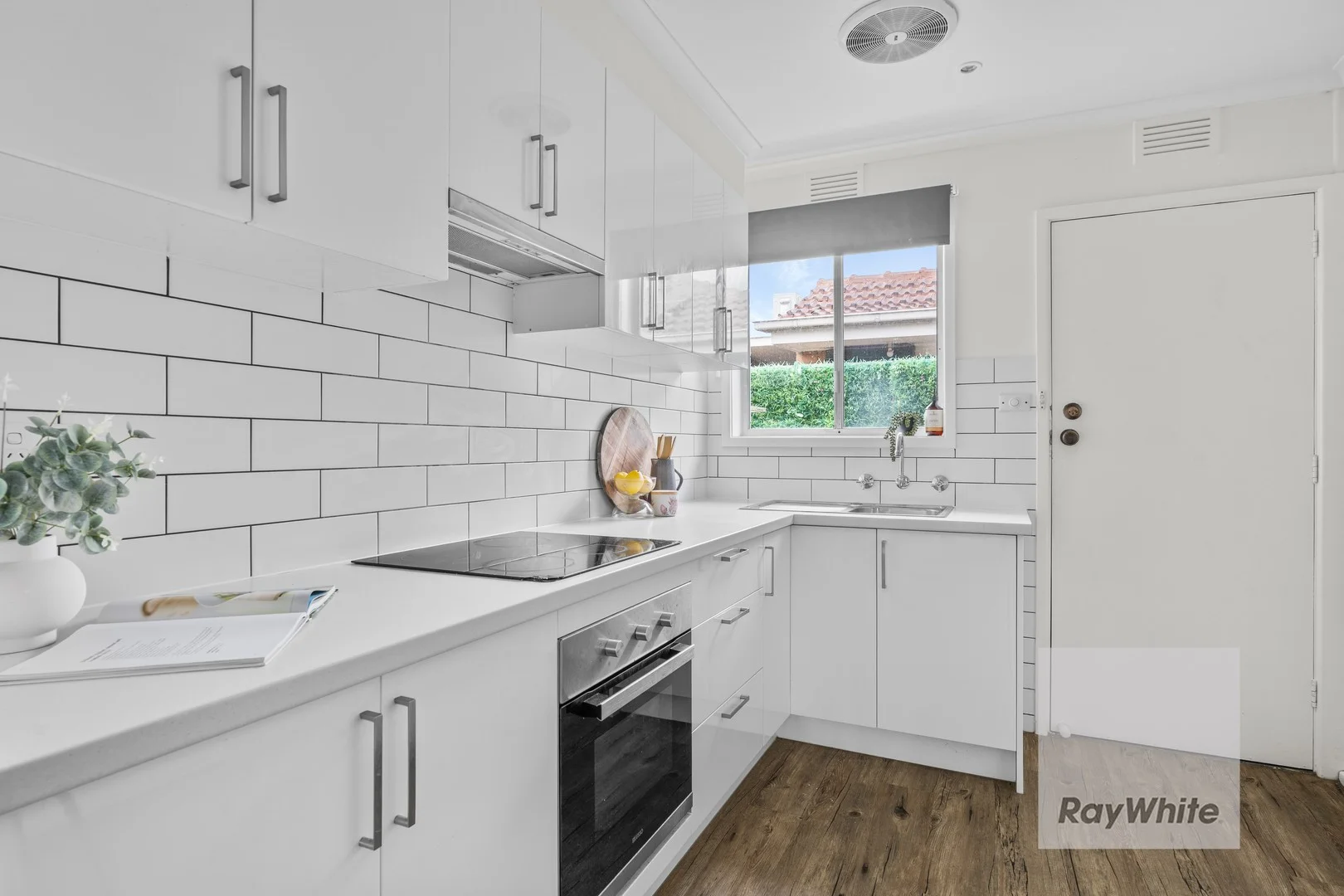2/42 Harbury Street (1/1)