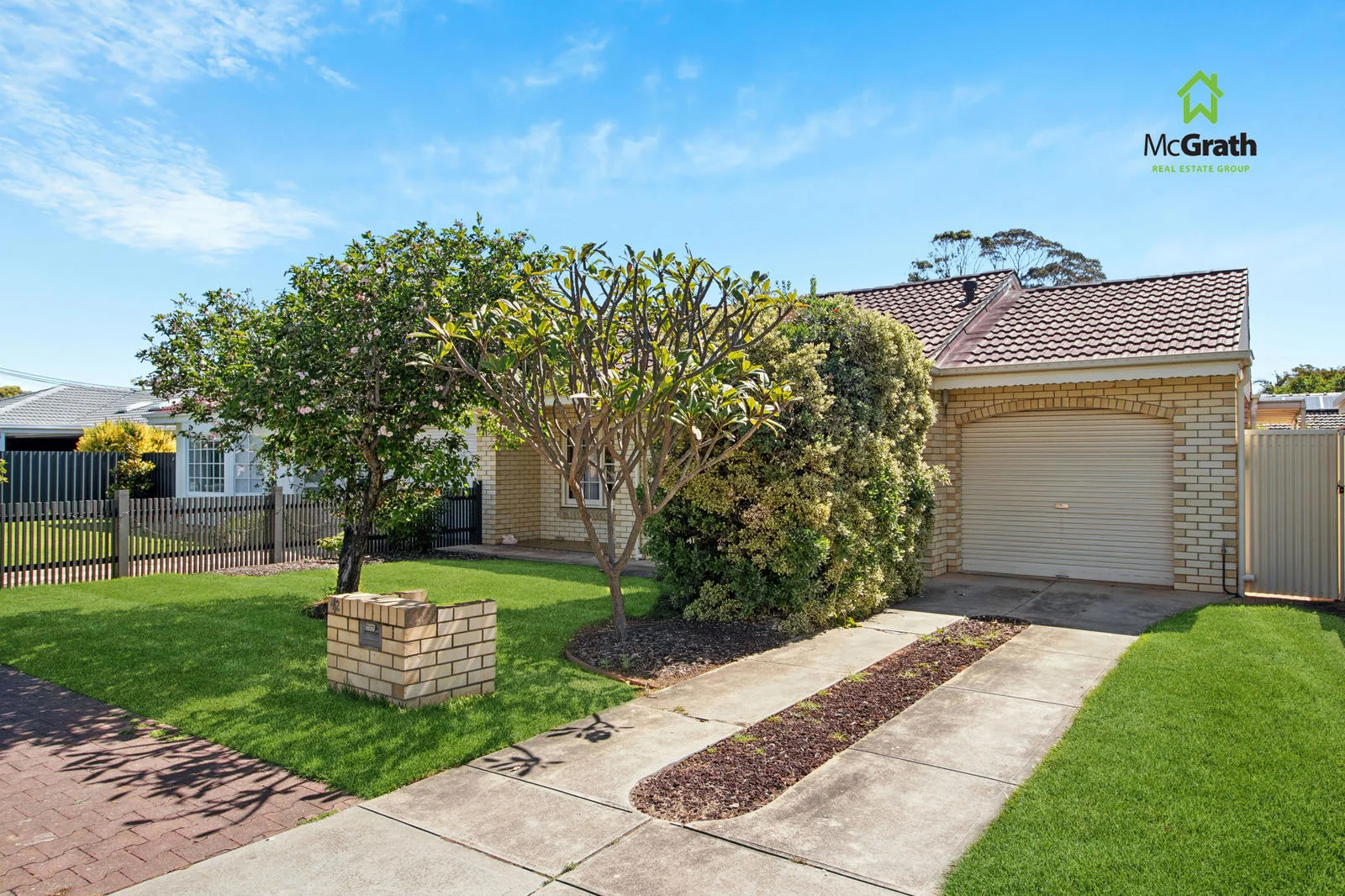 2/42 MacArthur Avenue (1/1)