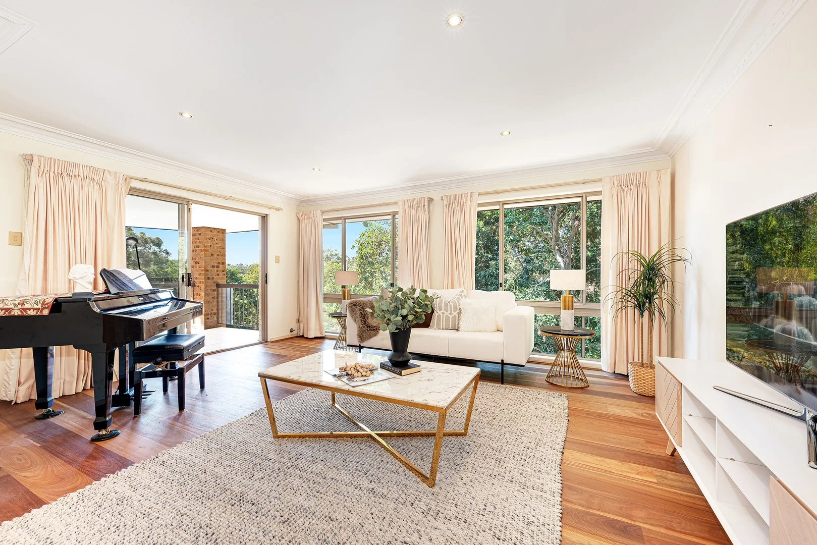 2/42A Pine Street East (1/19)