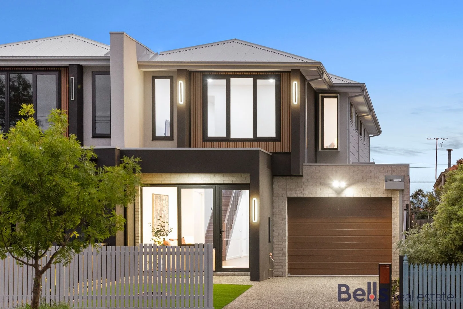2/45 Armstrong Street (1/37)