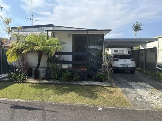 2/46 Wommin Bay Drive (1/10)