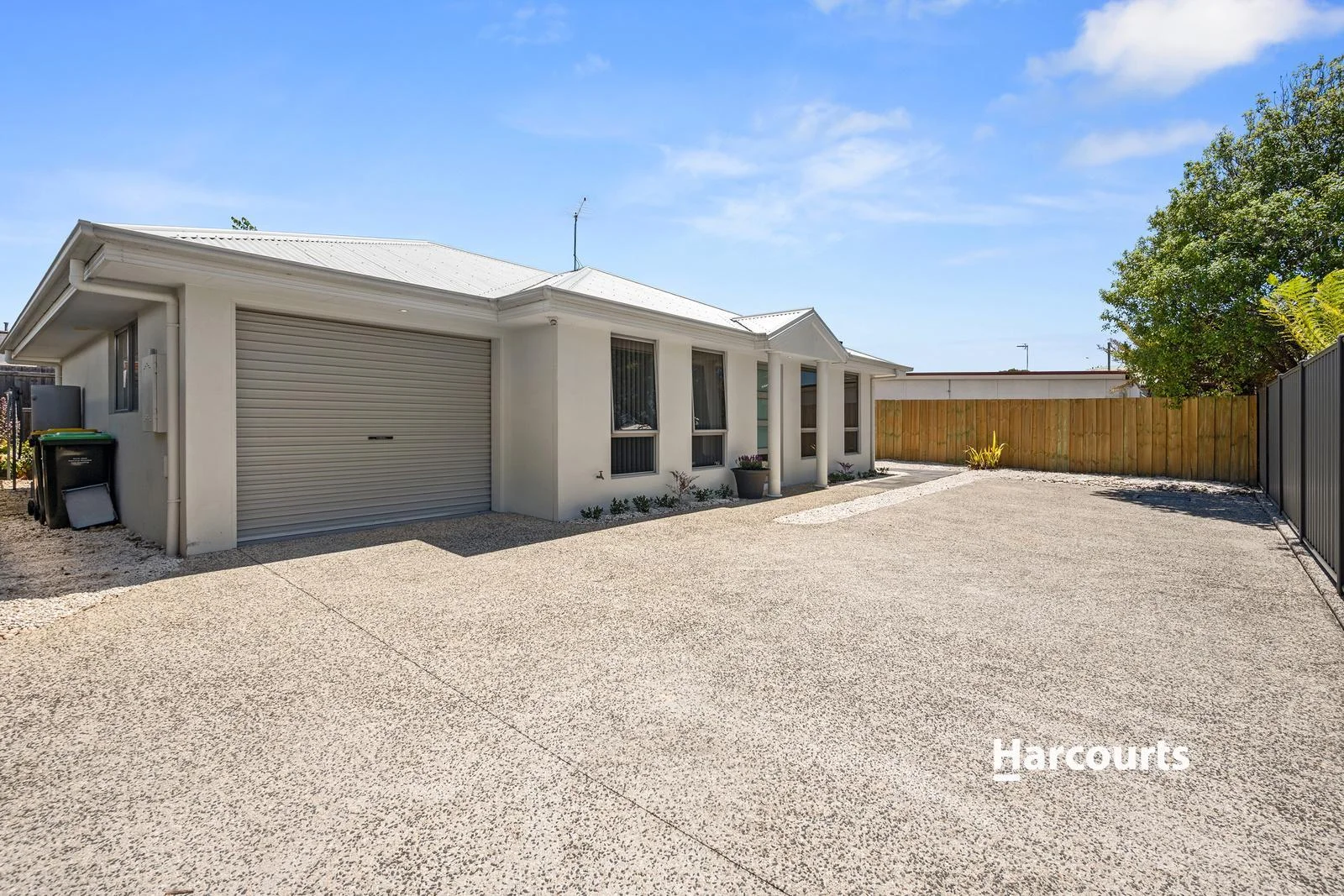 2/48 Tasman Street (1/12)
