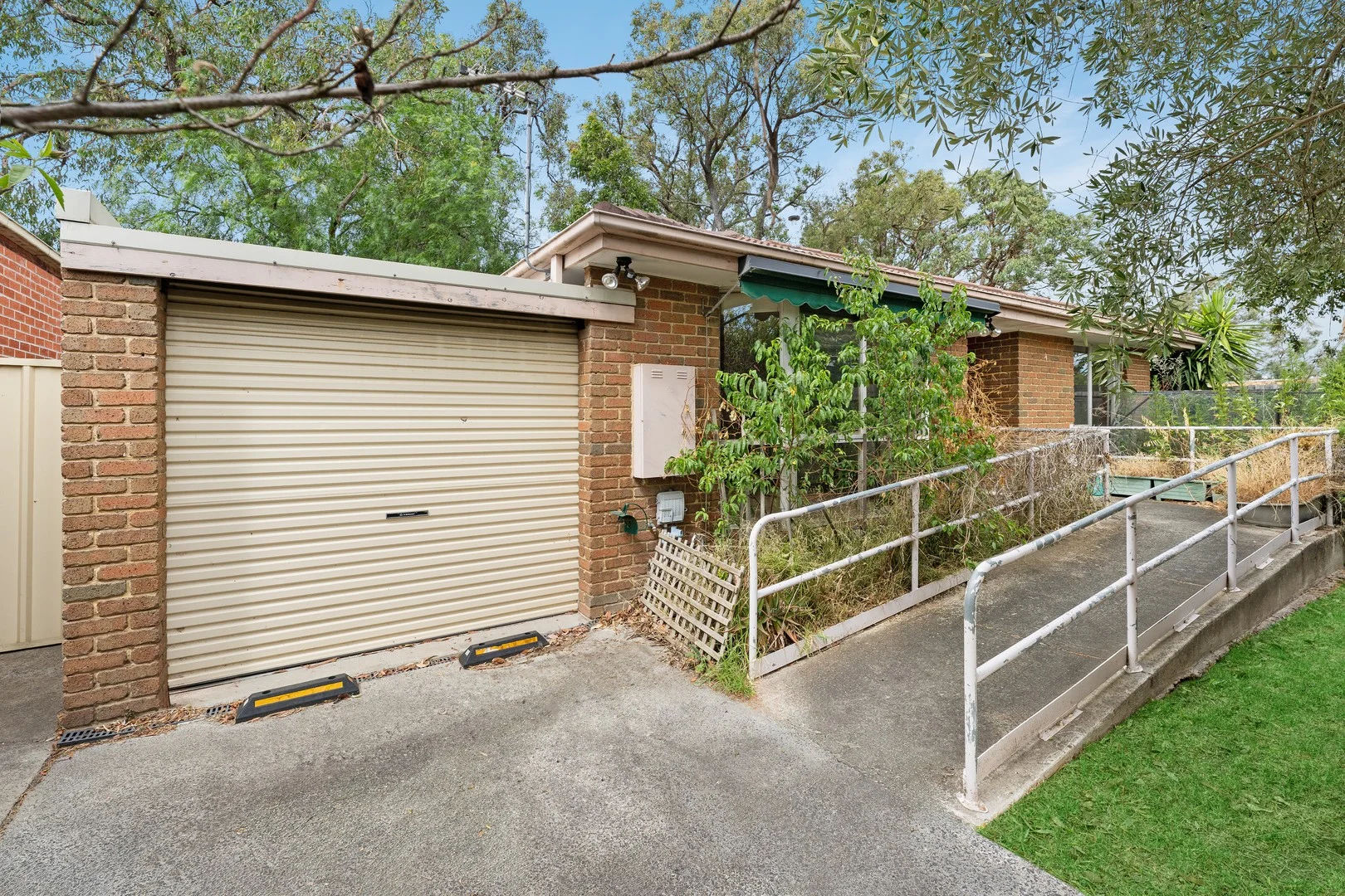 2/50 Vanbrook Street (1/1)