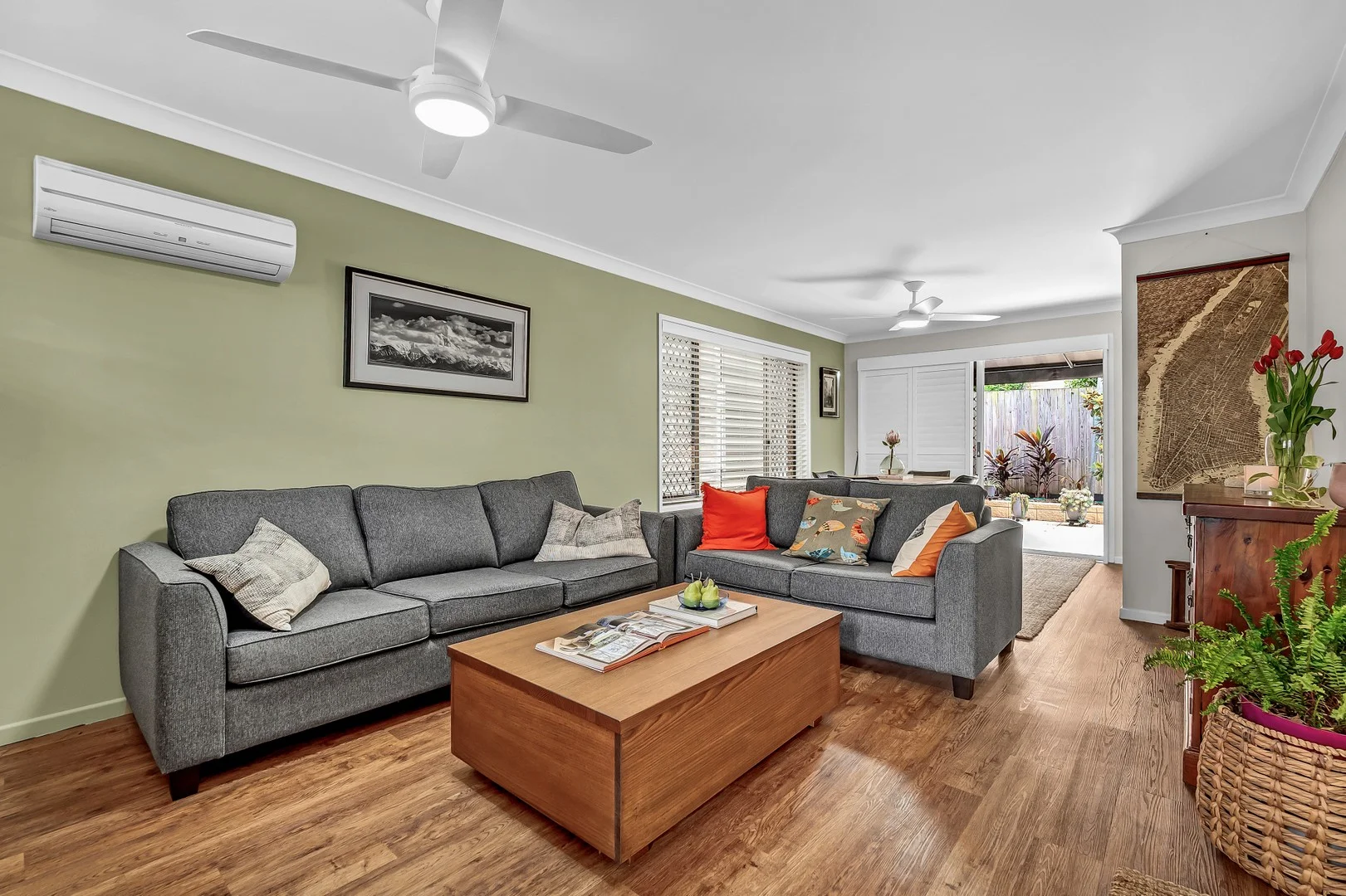 2/547 Oxley Road (1/17)