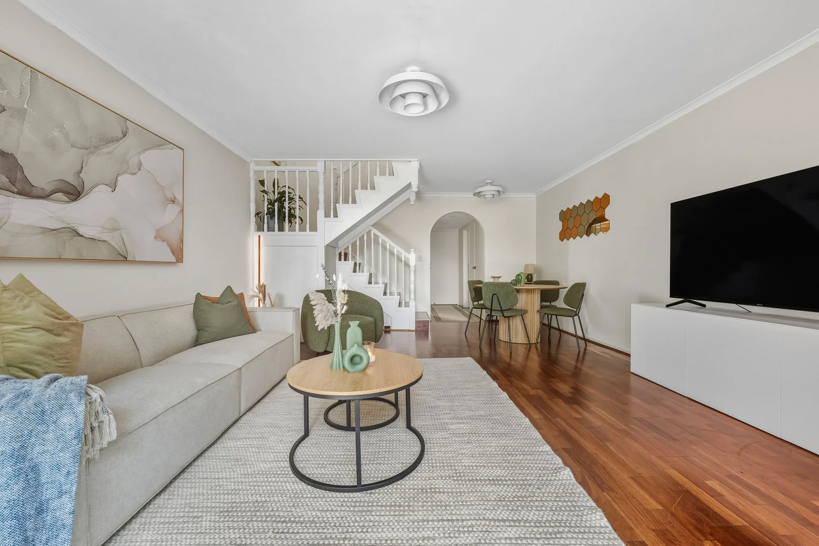 2/55-57 Garnet Street (1/17)