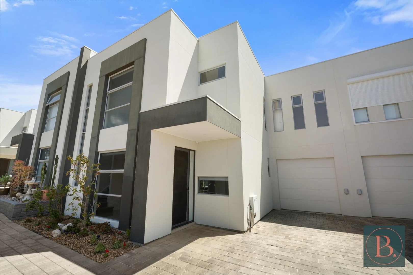 2/56 Fenton Avenue (1/24)