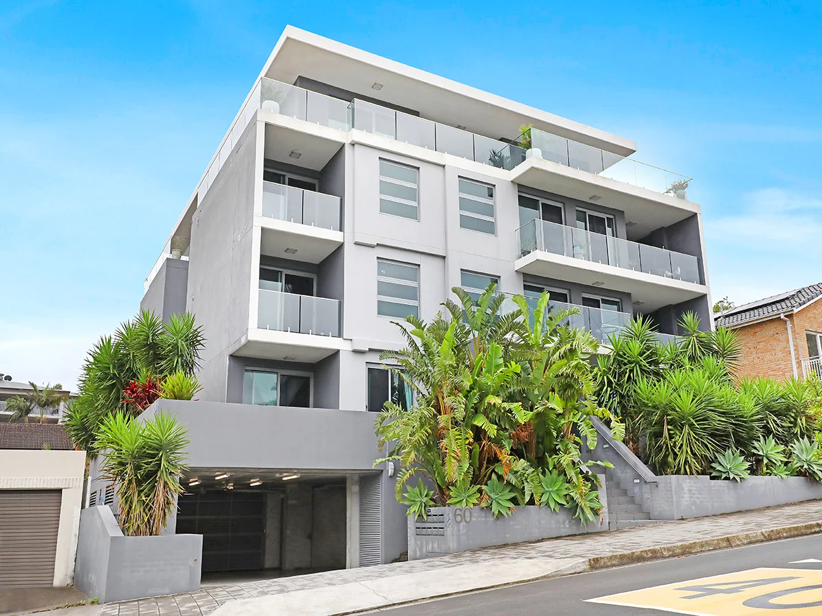 2/60 Gipps Street (1/9)