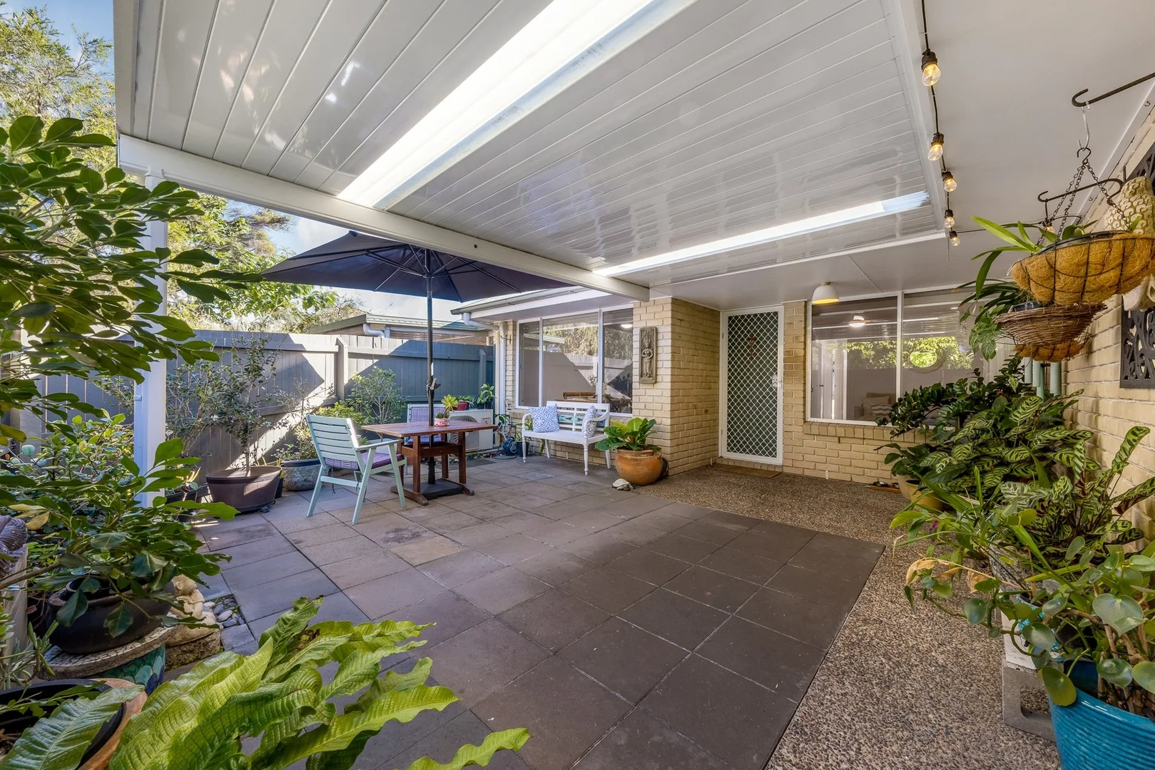 2/61 Kowonga Street (1/16)