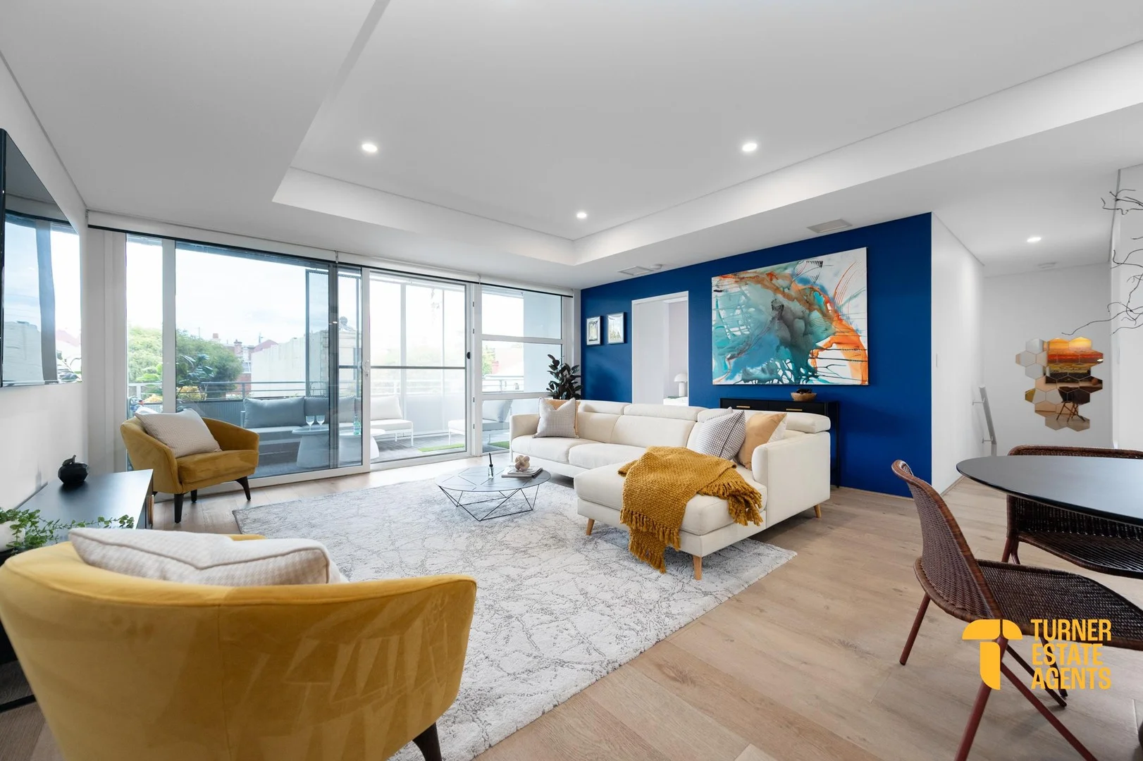 2/66 Lindsay Street (1/37)