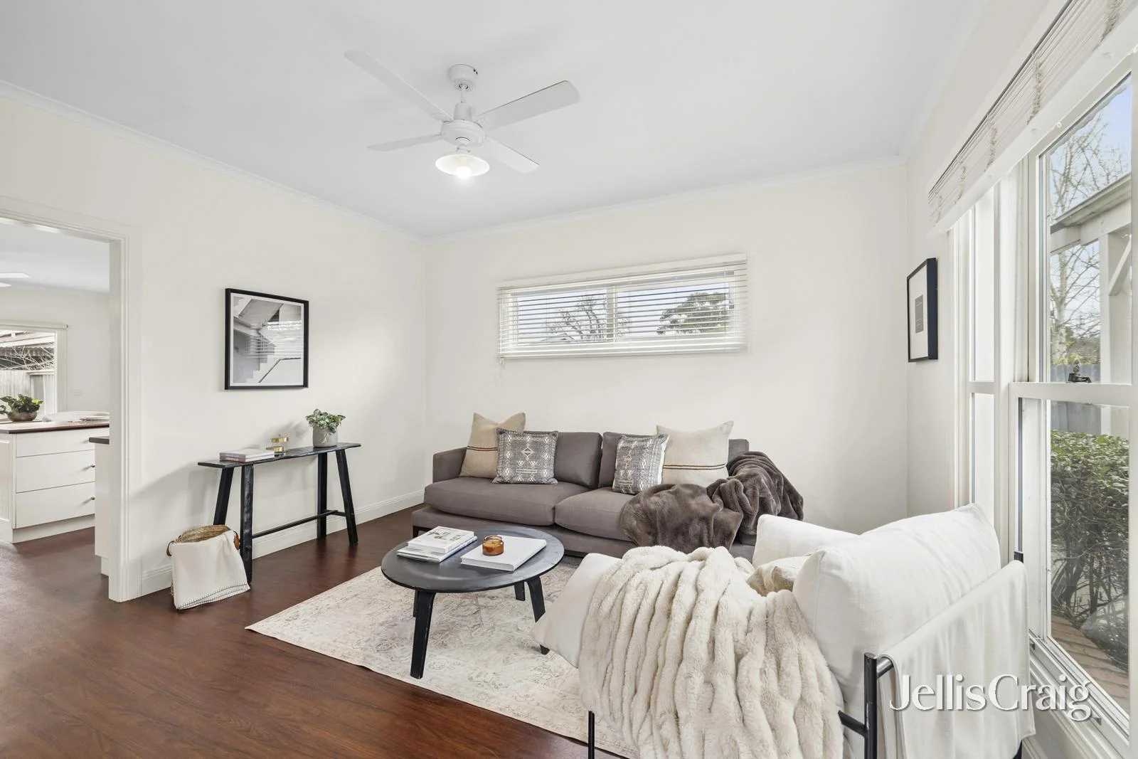 2/7-9 Simpson Street (1/19)
