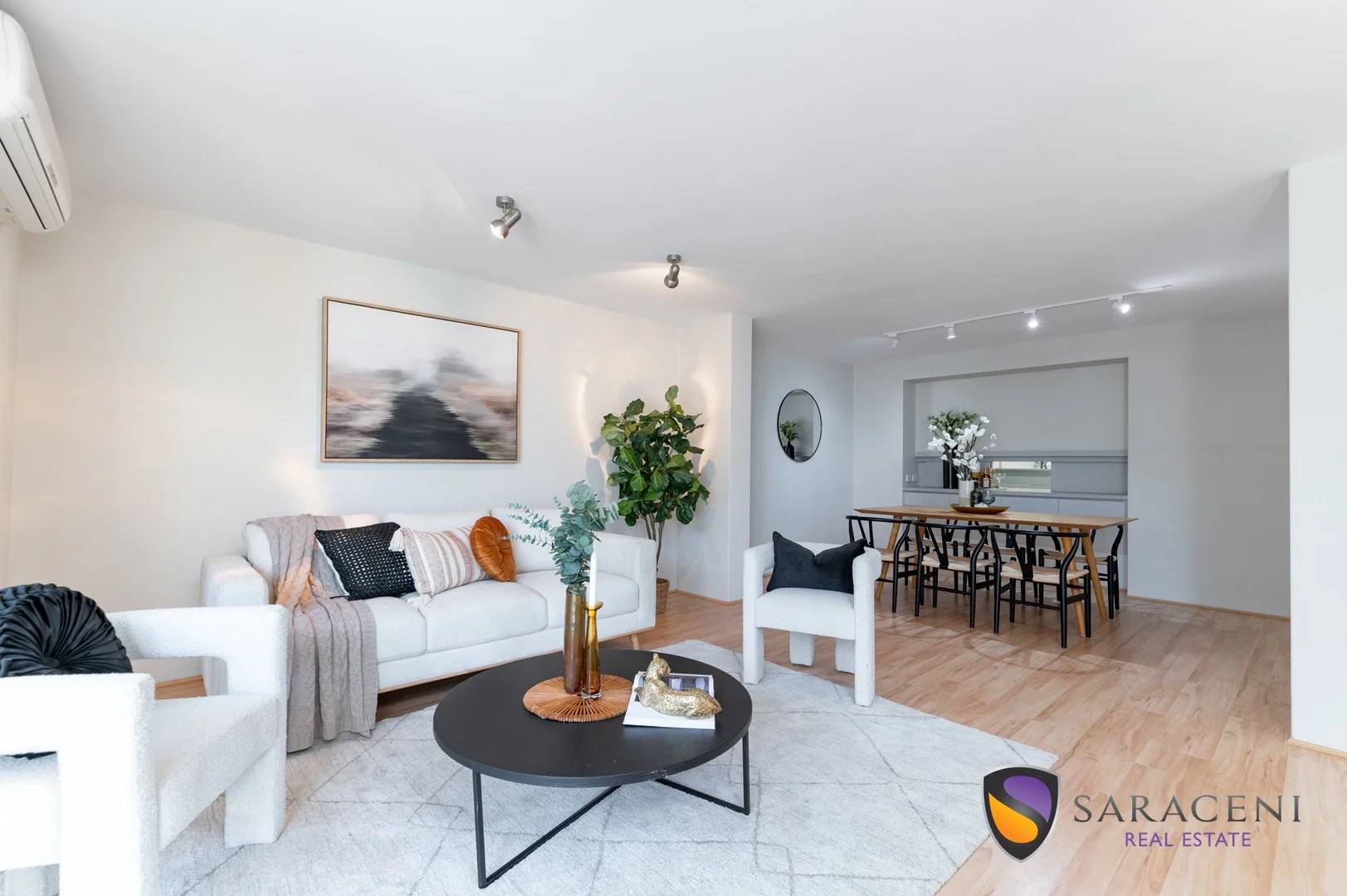 2/7 Brentham Street (1/36)