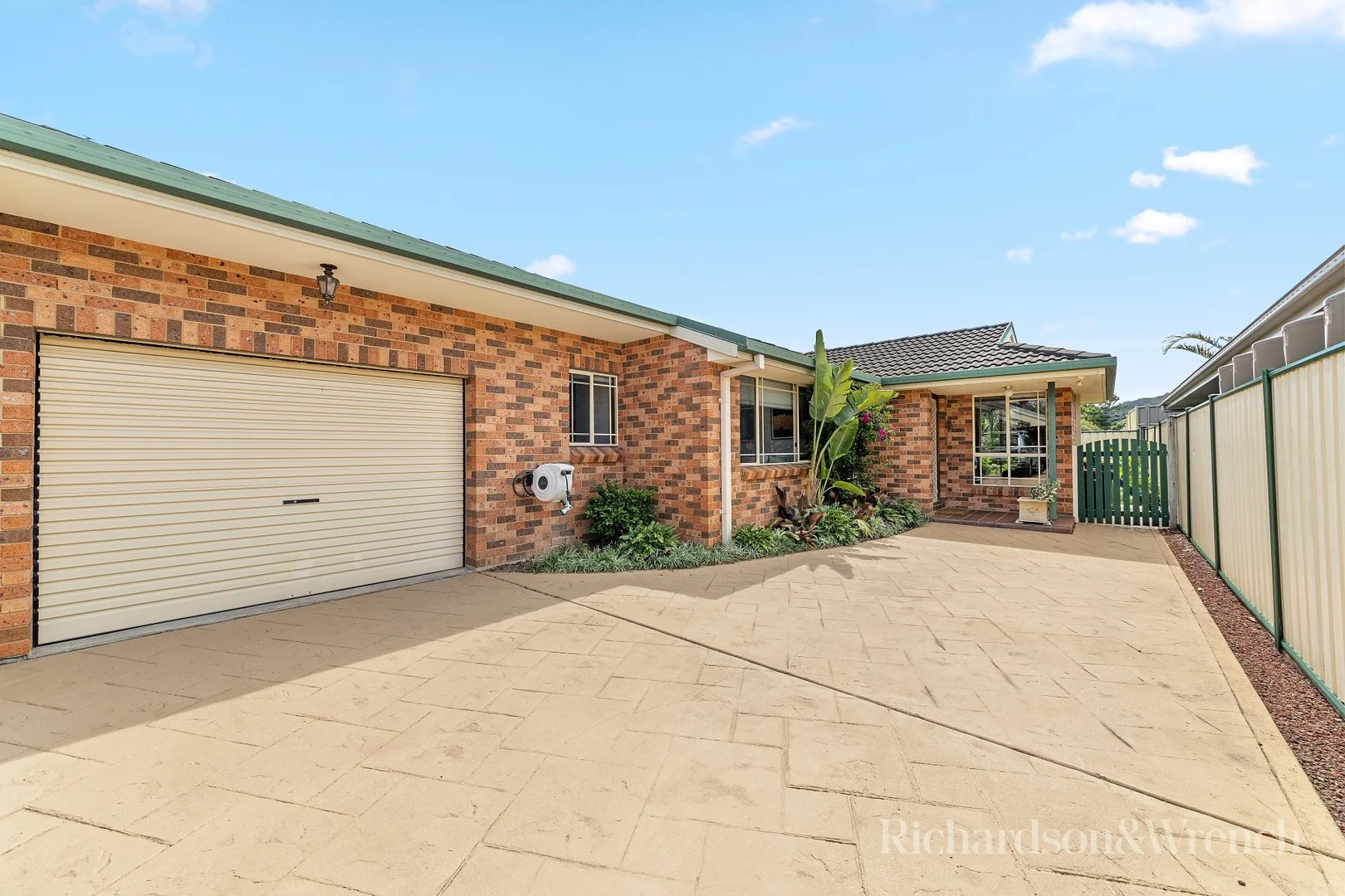 2/7 Piper Street (1/13)