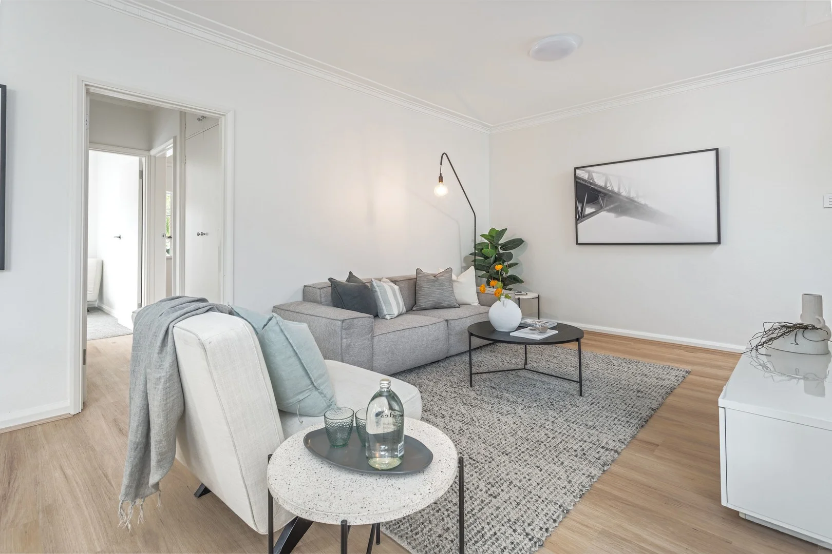 2/70 Bay Road (1/13)