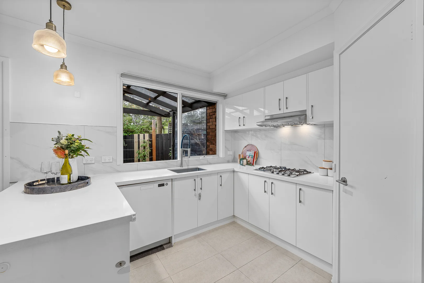 2/73 Wood Street - Image 3