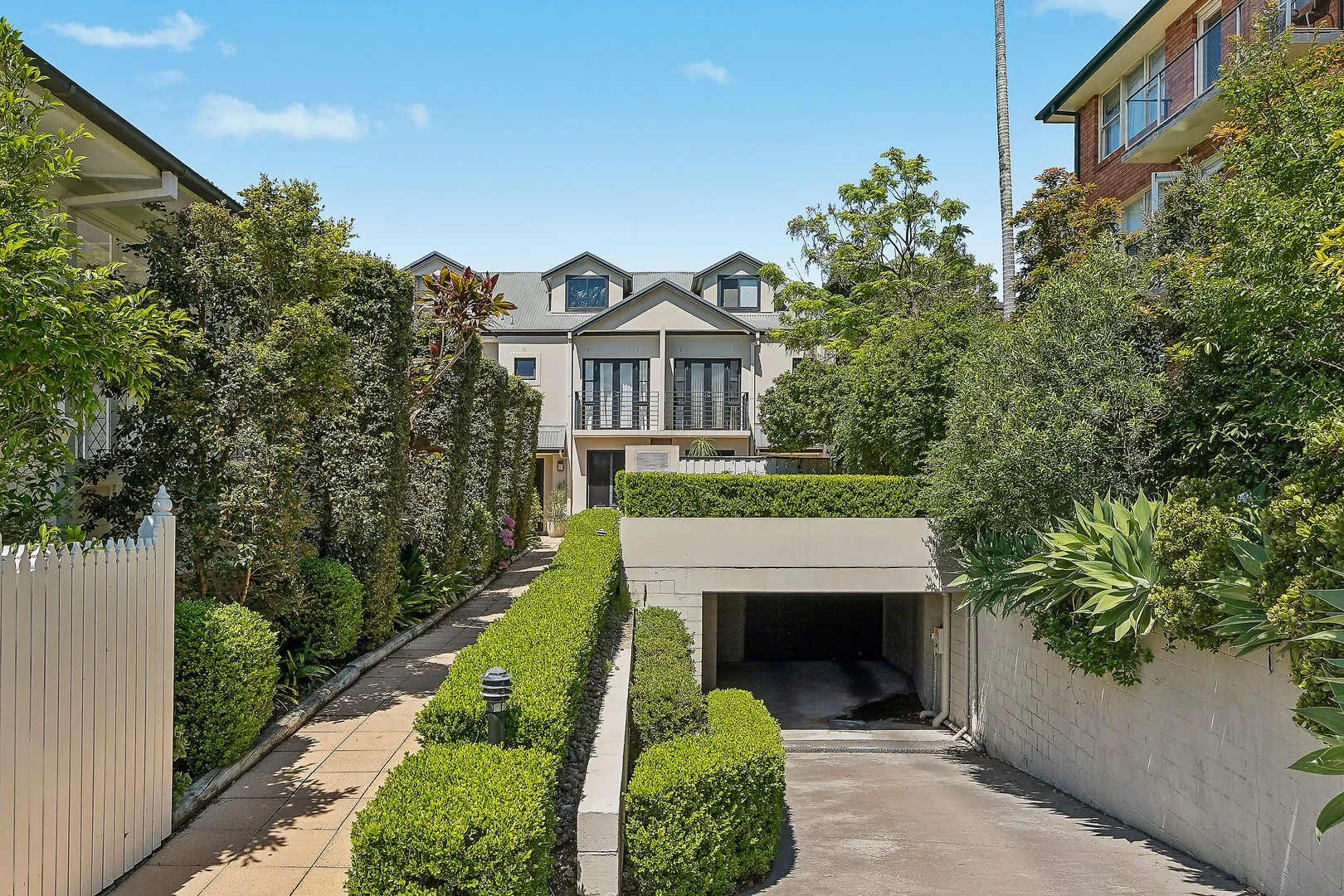 2/78 Wanganella Street (1/9)
