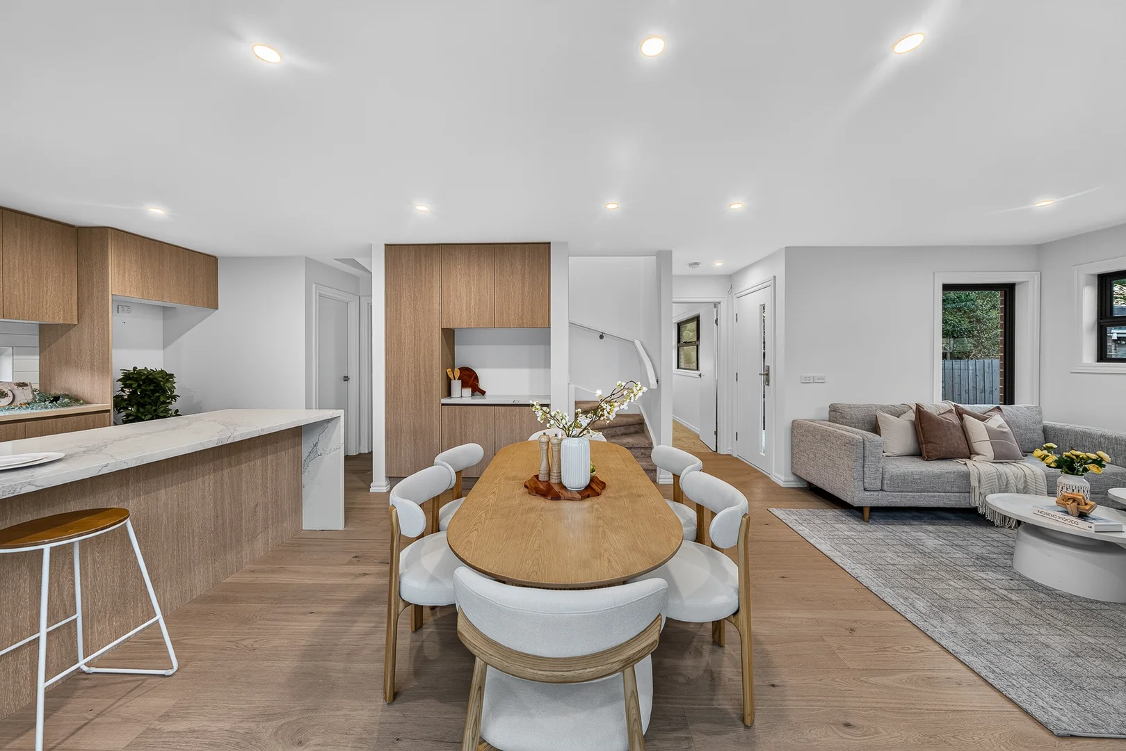2/8 Eastfield Road - Image 5