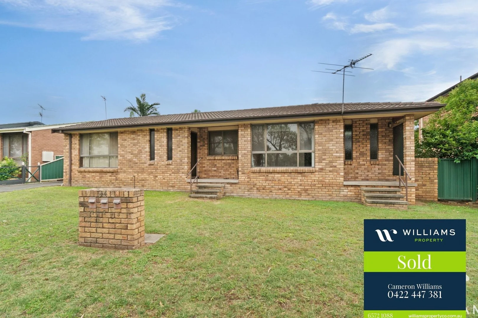 2/88 Blaxland Avenue (1/12)