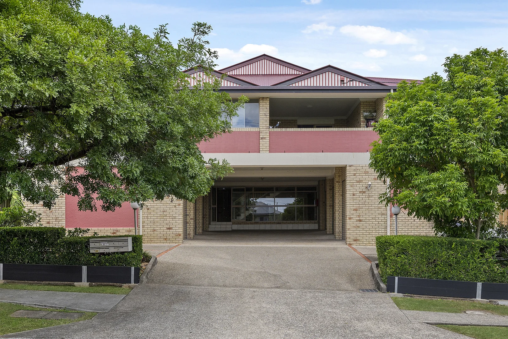 2/89 Chaucer Street (1/13)