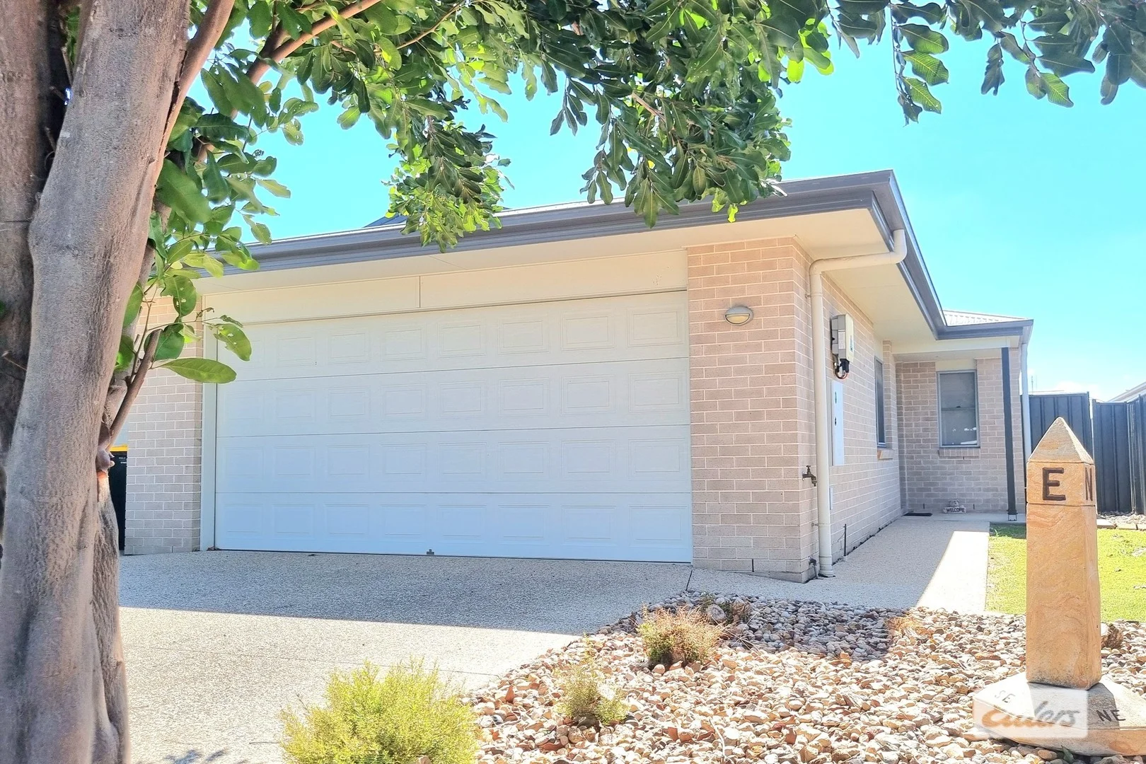 2/9 Hurse Street (1/14)