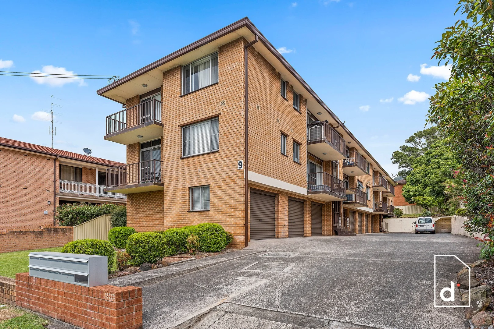 2/9 Underwood Street (1/12)