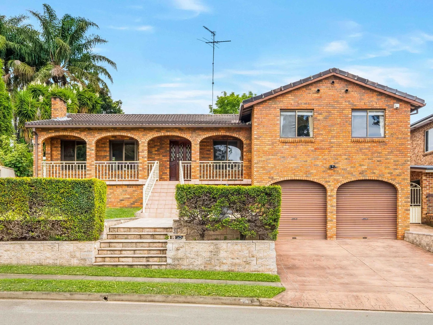 2 Barron Place (1/1)