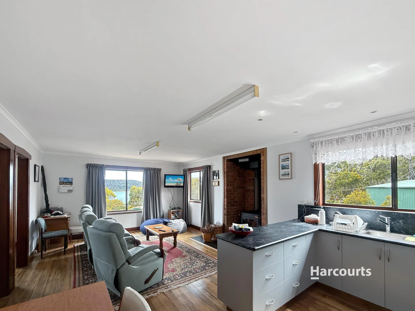 2 Berry Drive - Image 4