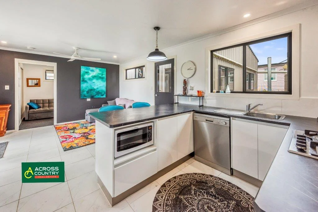 2 Bond Street - Image 5