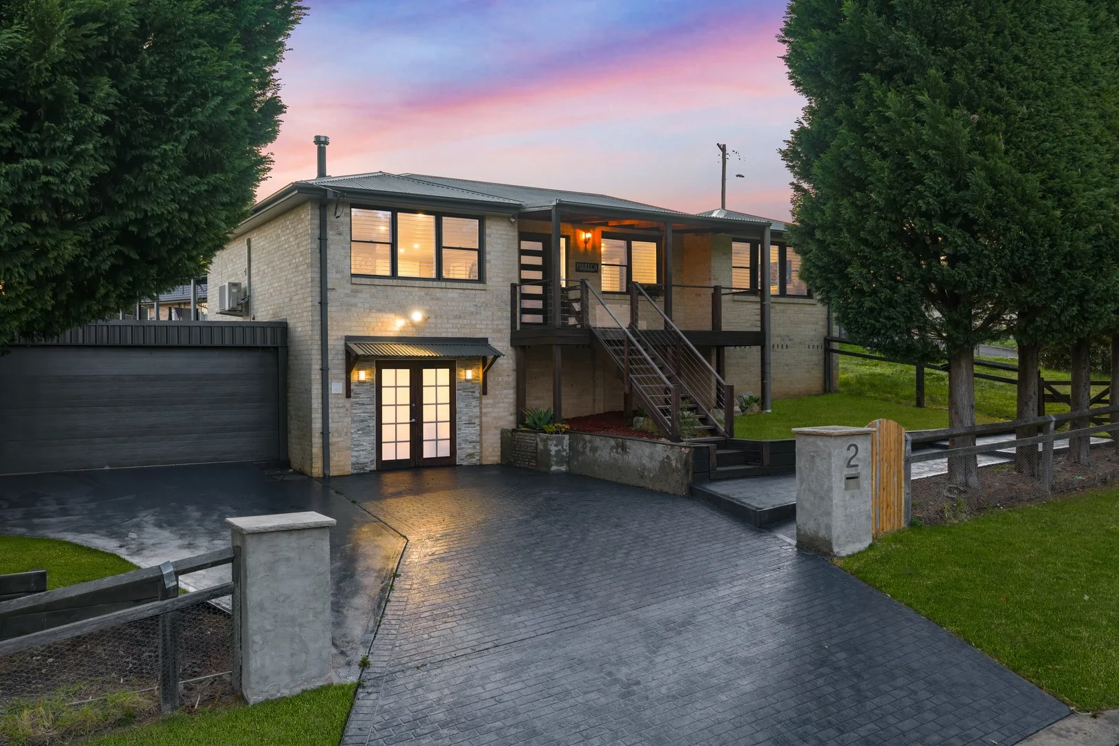 2 Chalker Crescent