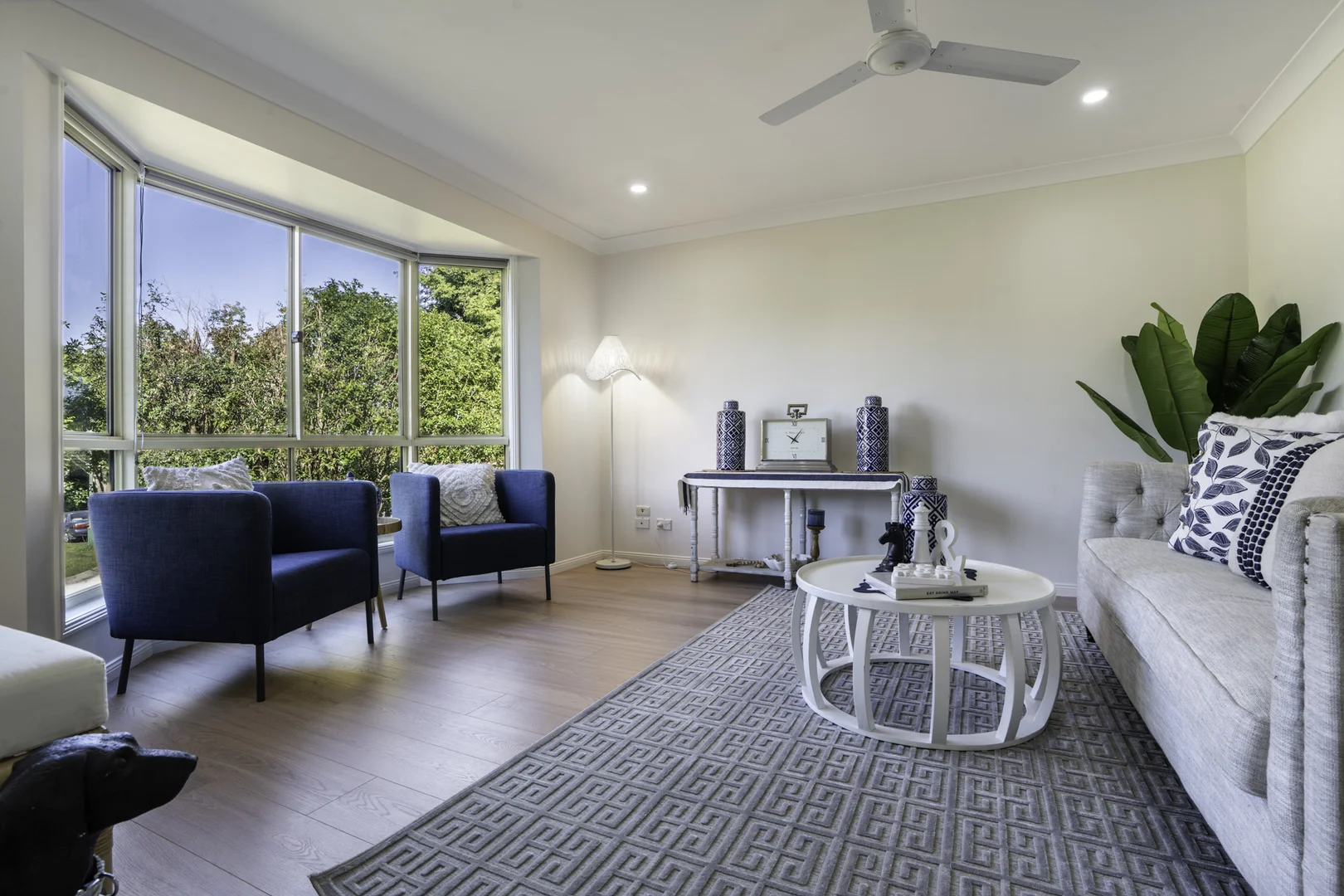 2 Chatfield Close (1/1)
