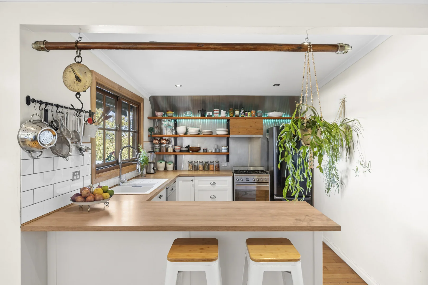 2 Grenville Street - Image 5