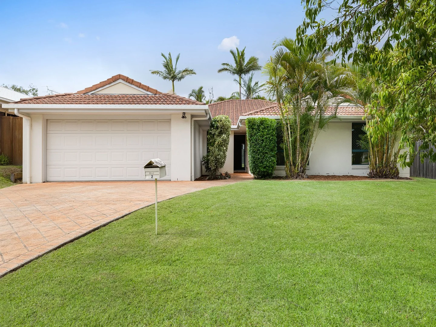 2 Hastings Place (1/16)