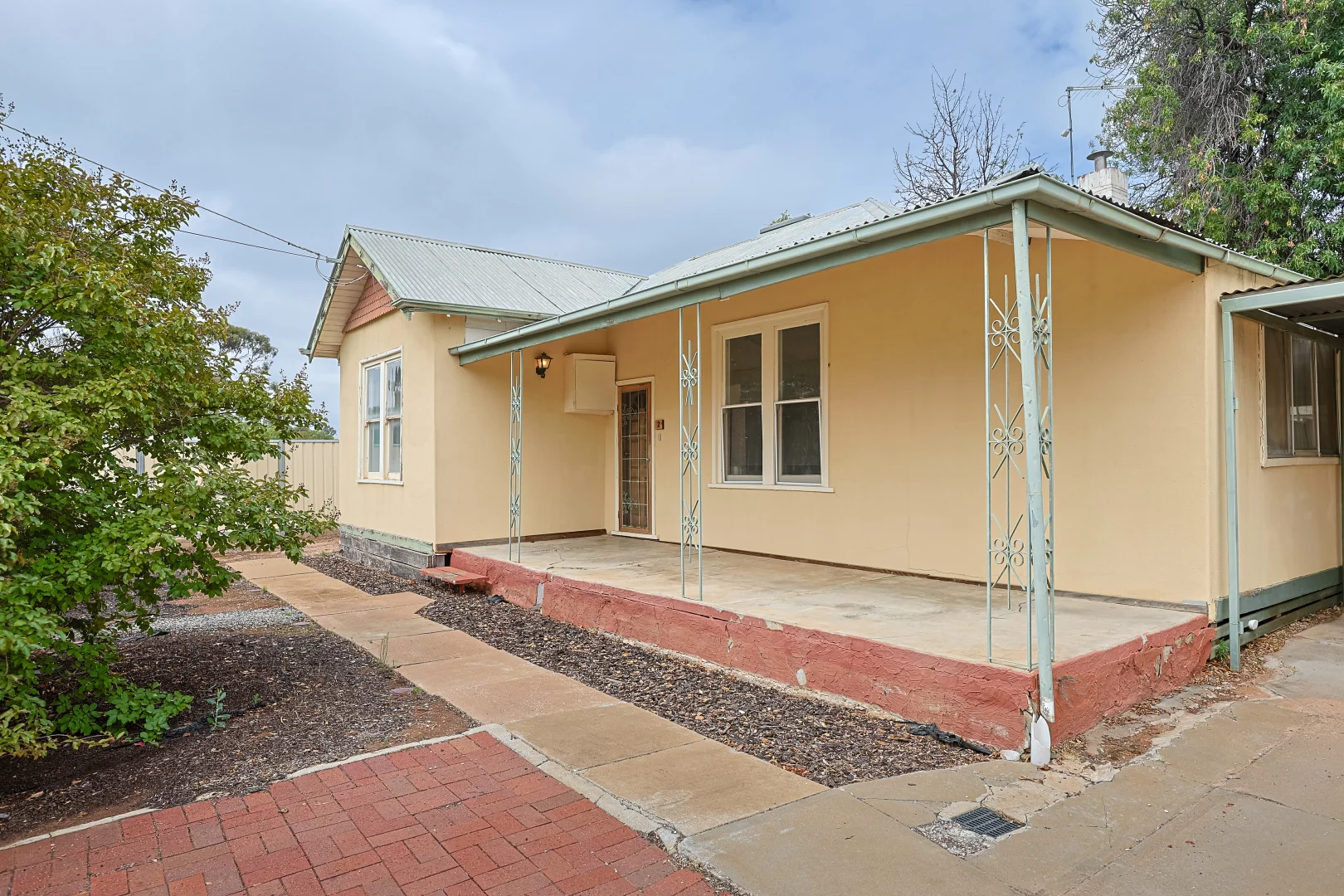 2 Heron Avenue (1/22)