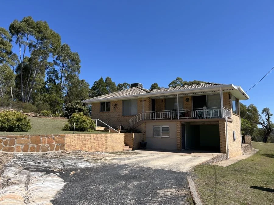 2 Holden Street (1/18)