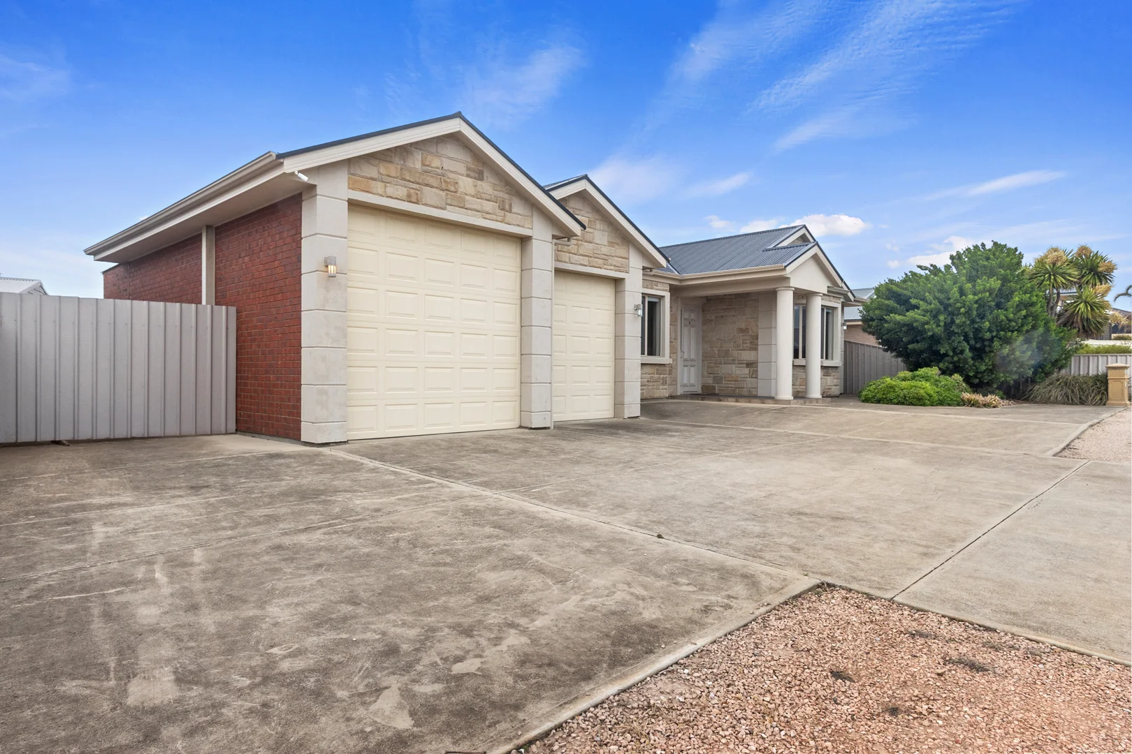 2 Hosking Place - Image 4